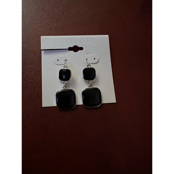 Title:
Elegant Black Square Drop Earrings – Fashion Jewelry for Any Occasion - Picture 1 of 1